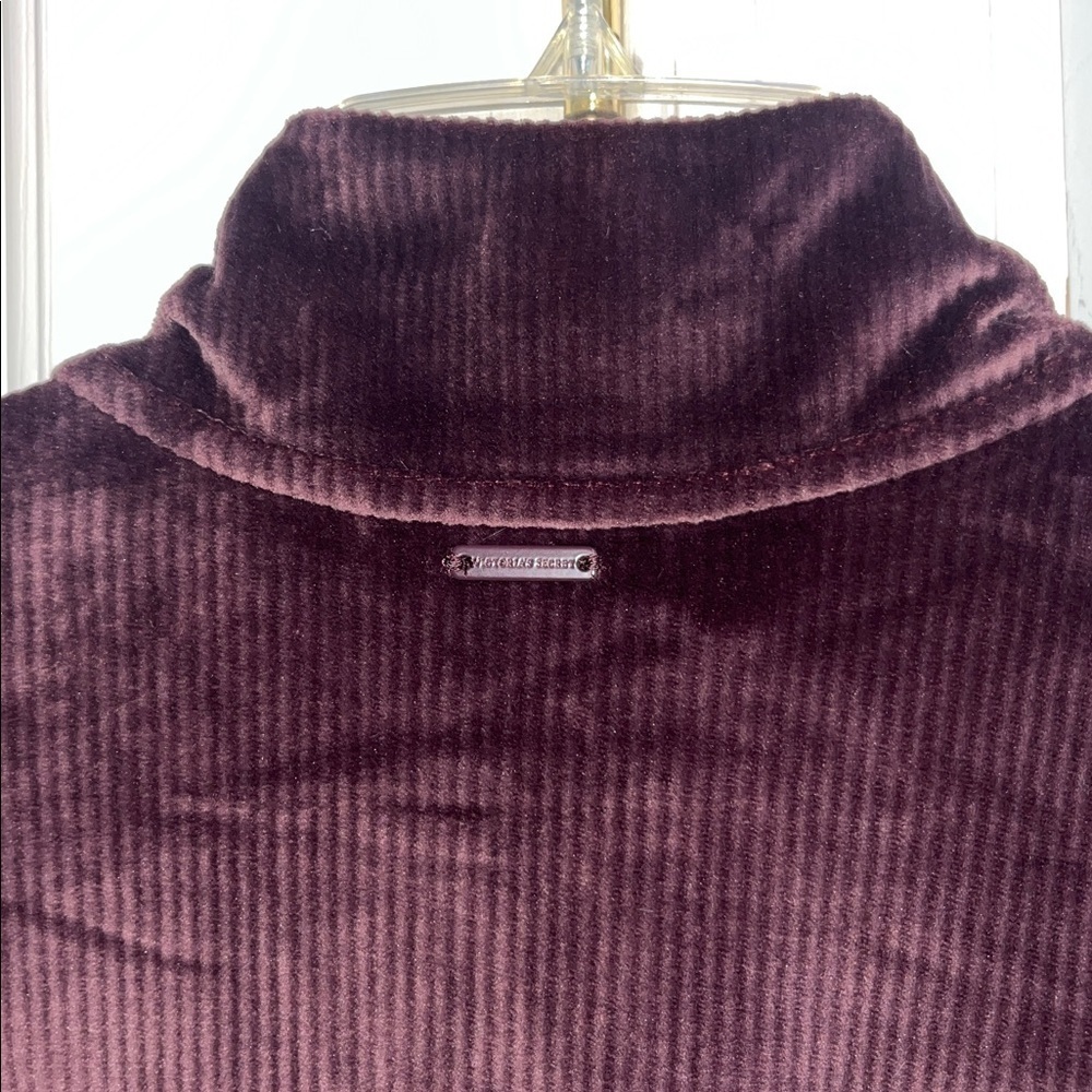 Victoria's Secret Purple Ribbed Velour Zip Crop Jacket Size Medium - Picture 6 of 10
